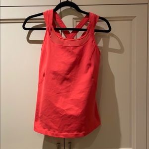 Lululemon tank with built in bra